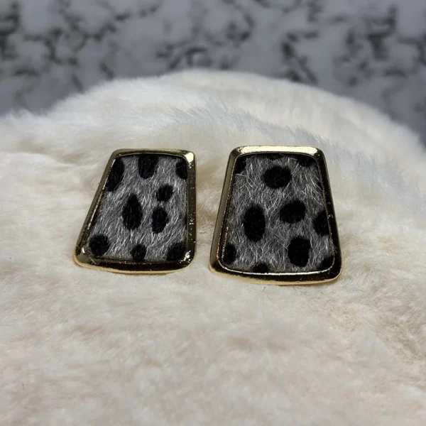 Aretes square animal print – 5 colores únicos
